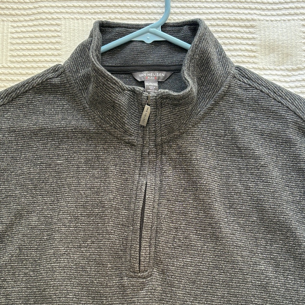 Van Heusen Charcoal Zip-Up Sweater for Men. Size XL